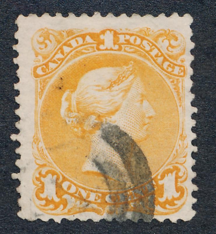 CANADA 23 USED FINE CREASE